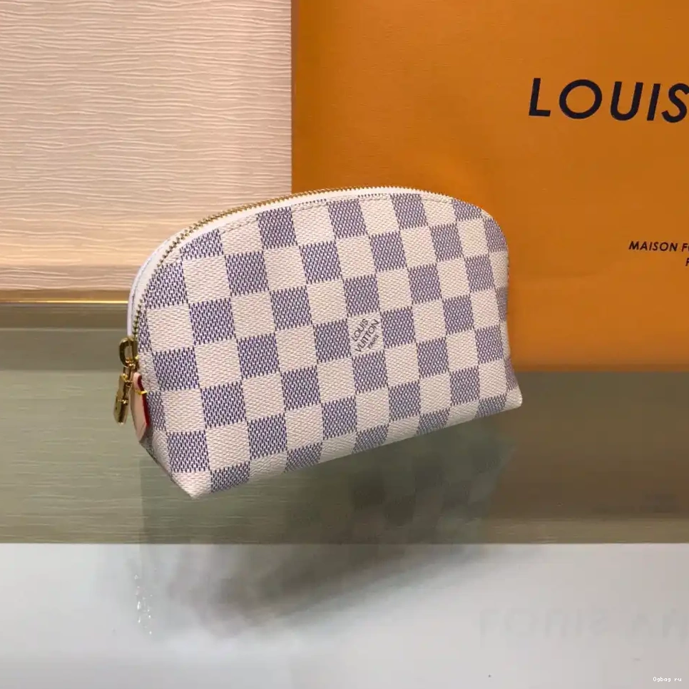 VUITTON POUCH LOUIS COSMETIC 0613